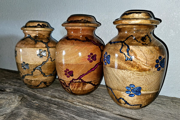 Lightning Urn for Pet Cremation South Dakota